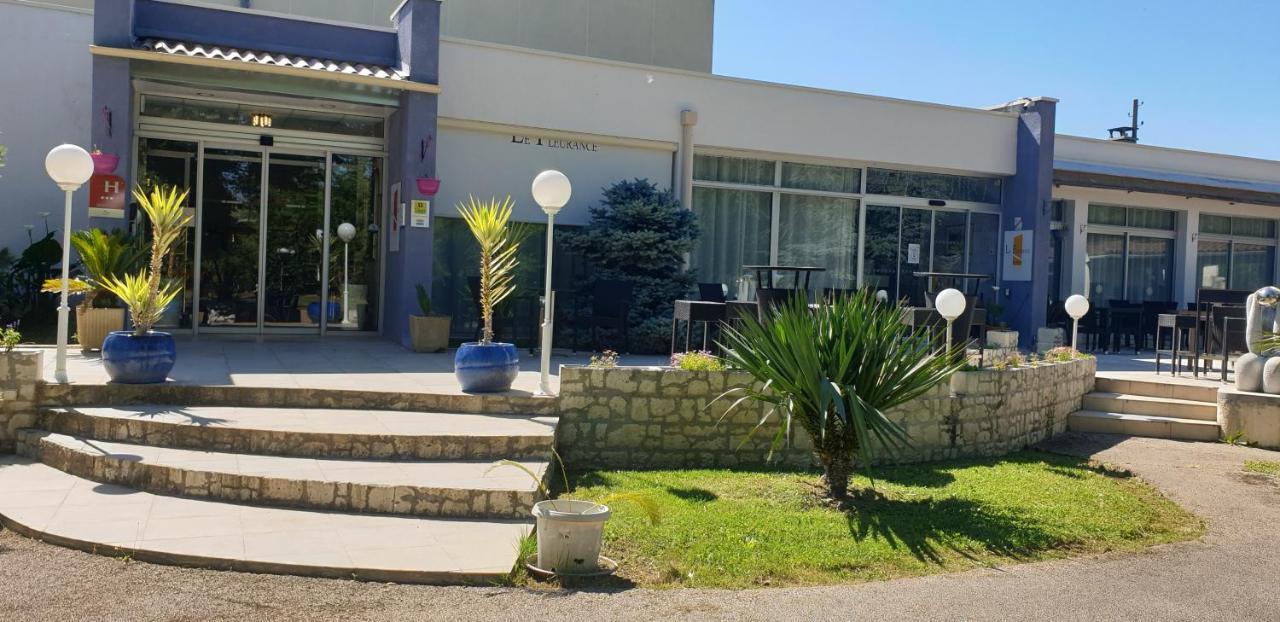 Logis Hotel & Restaurant Le Fleurance Exterior foto